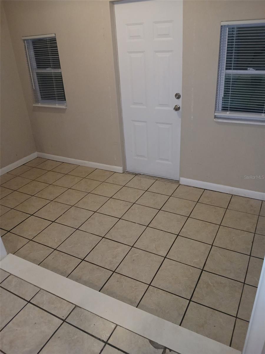 1721 Sw 68th Ter #1721 Property Photo 17