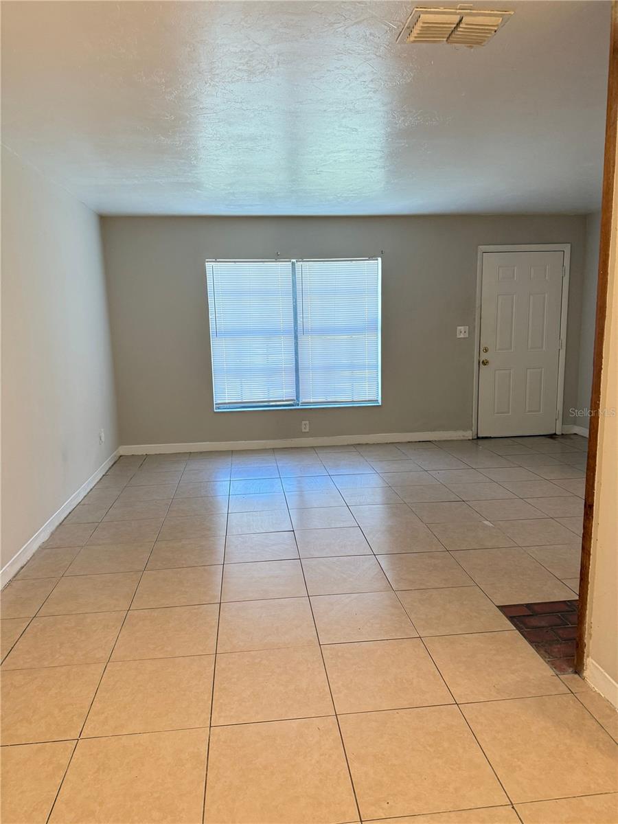 2525 Nw 62nd Pl #2525 Property Photo 5