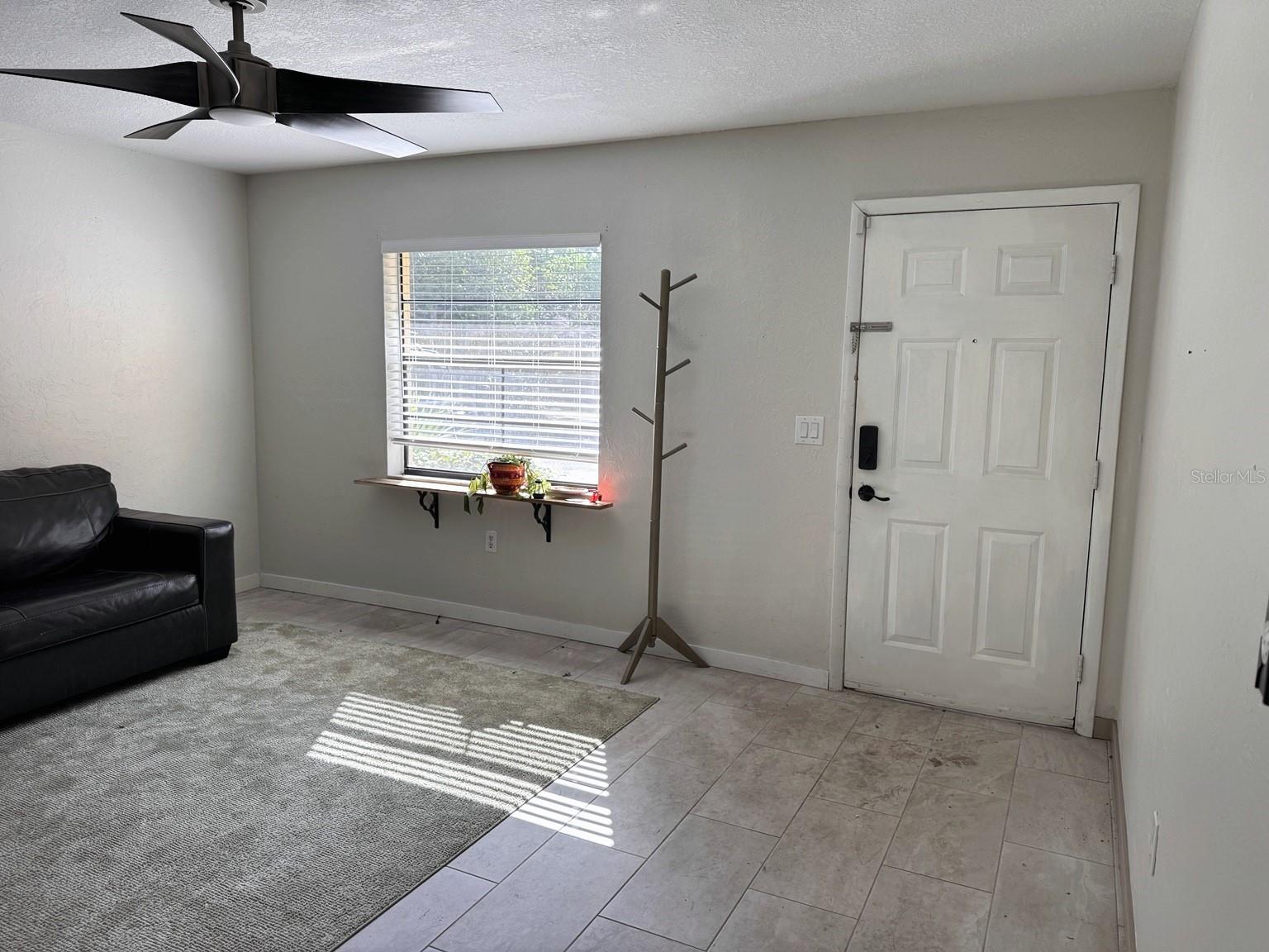 3414 Nw 21st Dr #e4 Property Photo 2