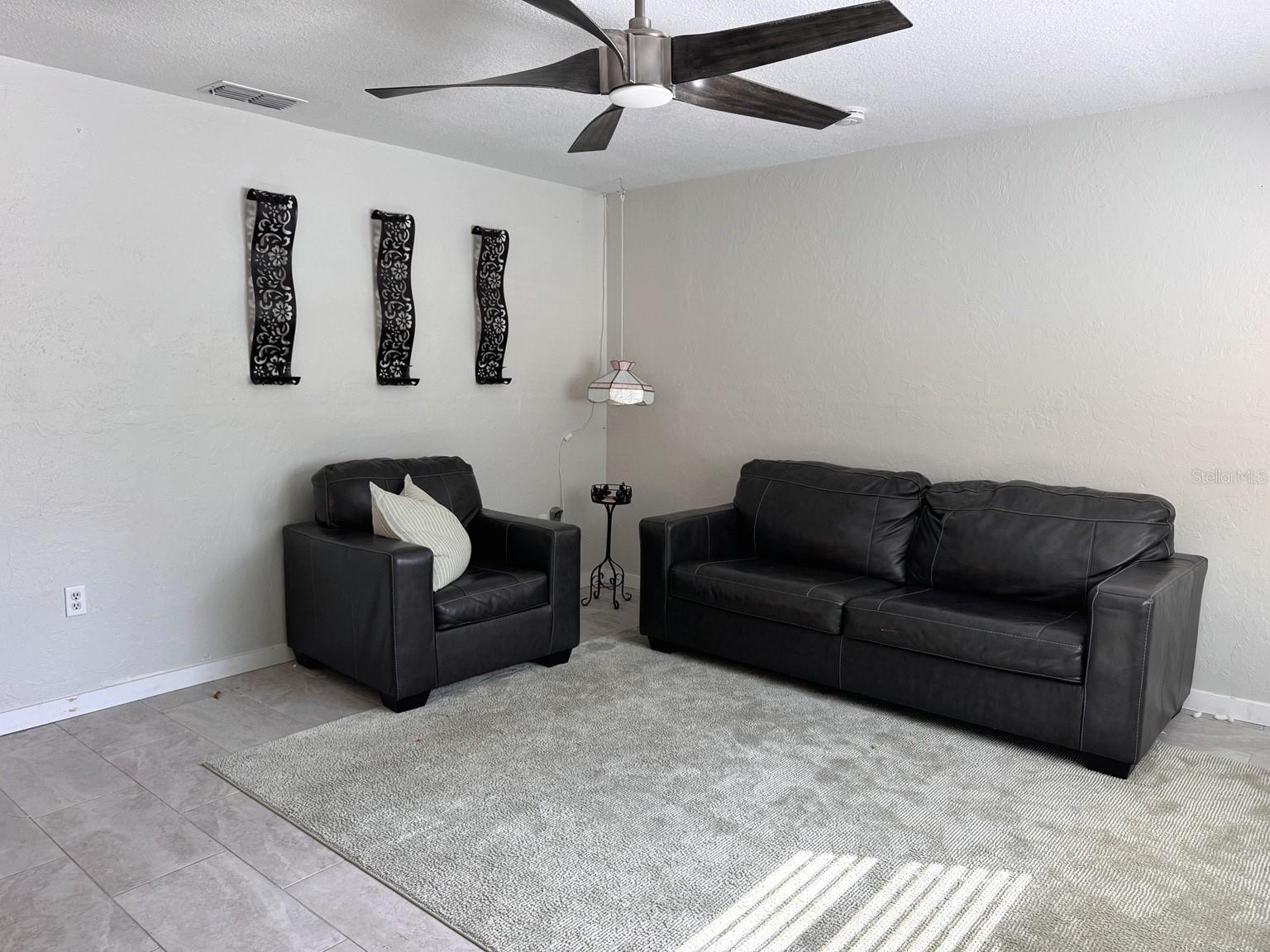 3414 Nw 21st Dr #e4 Property Photo 3