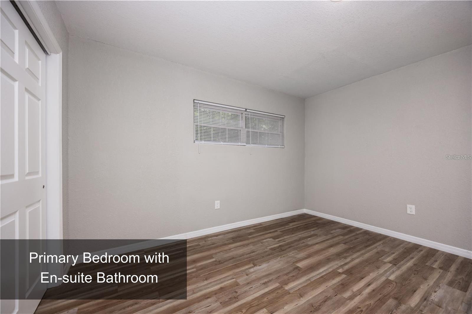 640 Nw 36th Ter Property Photo 12
