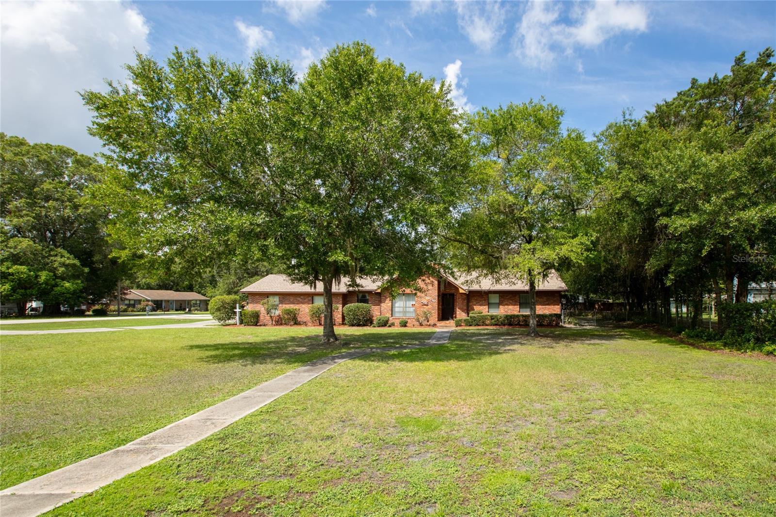 1619 Raiford Rd Property Photo 2