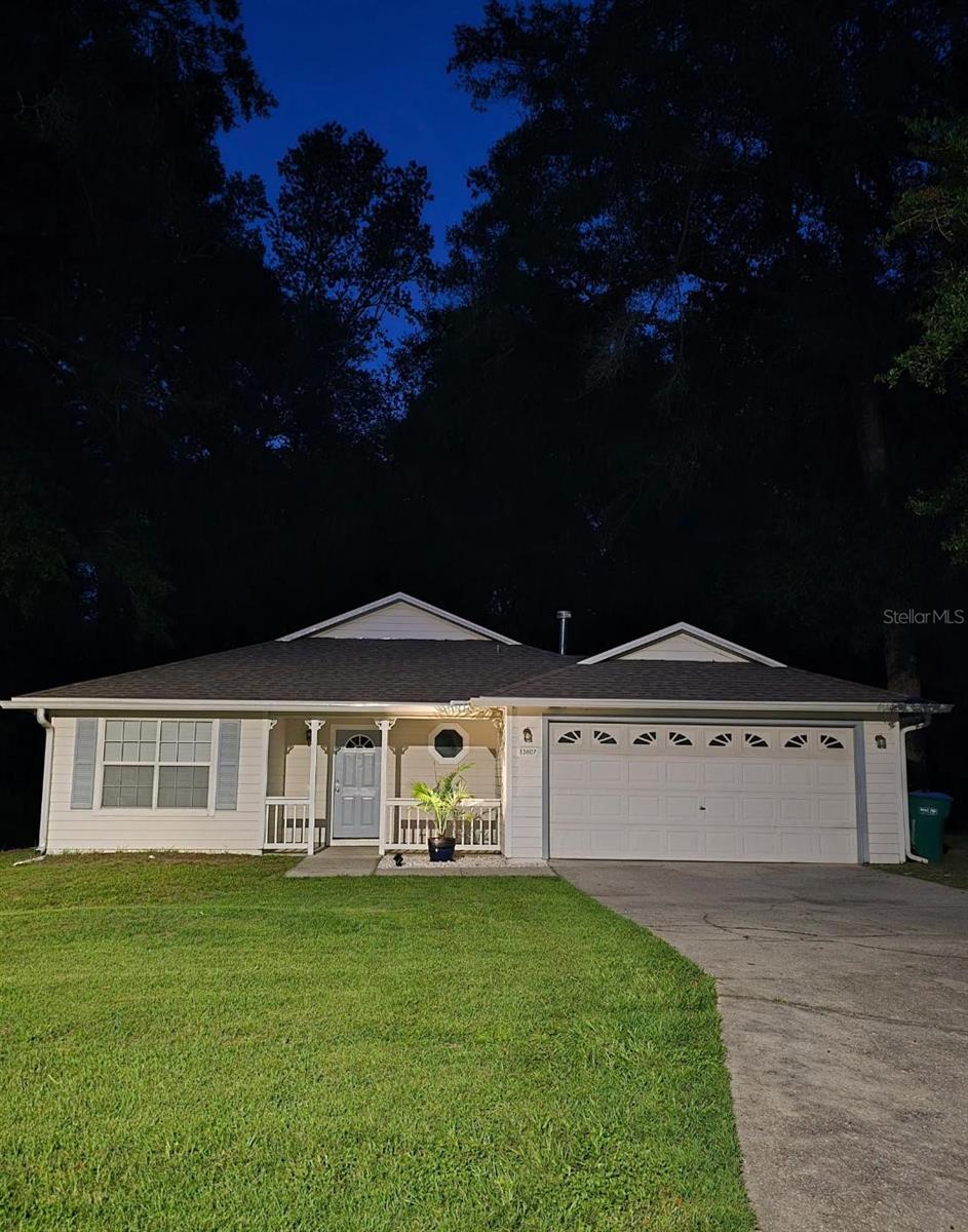 13607 Nw 135 Dr Property Photo 2
