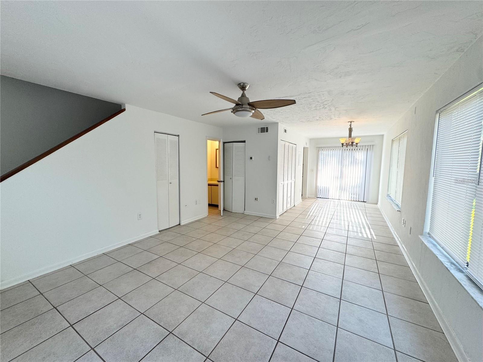 2300 Sw 43rd St #m4 Property Photo 3