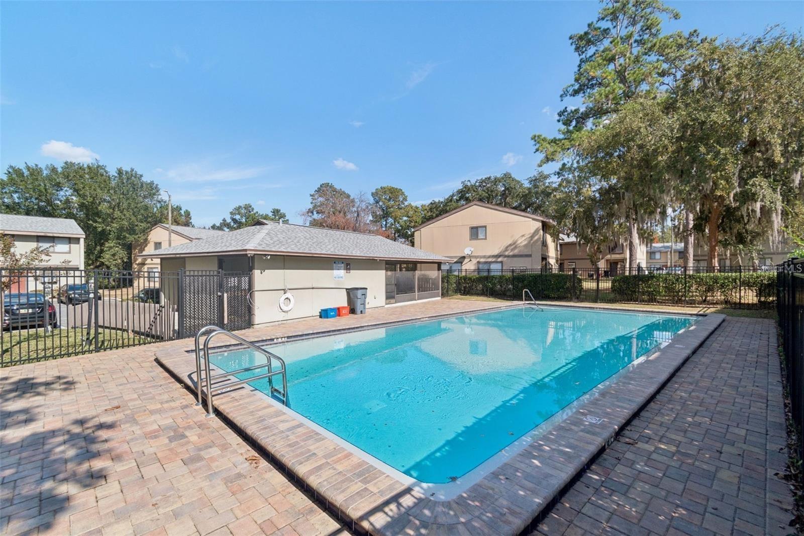 2300 Sw 43rd St #m4 Property Photo 15