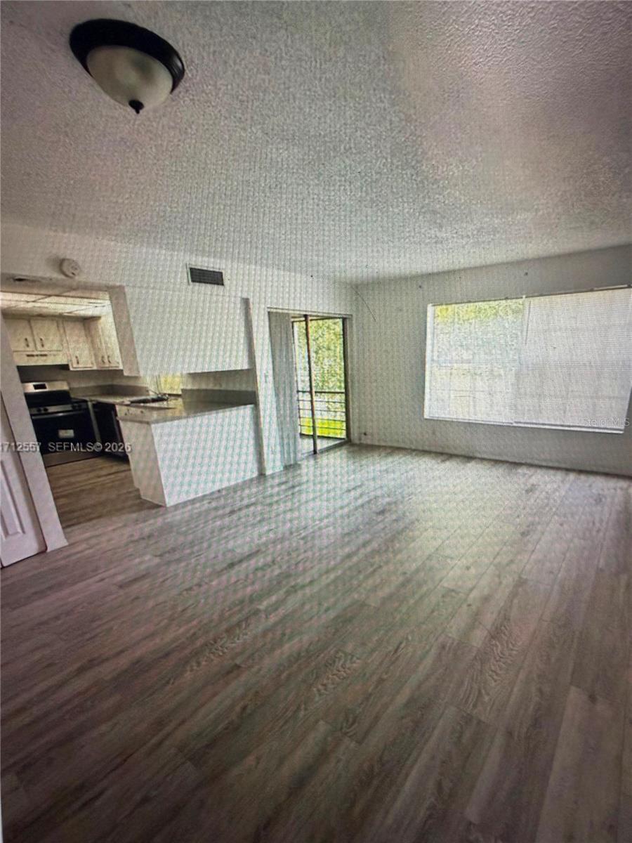 4241 Nw 19th St #170 Property Photo 4