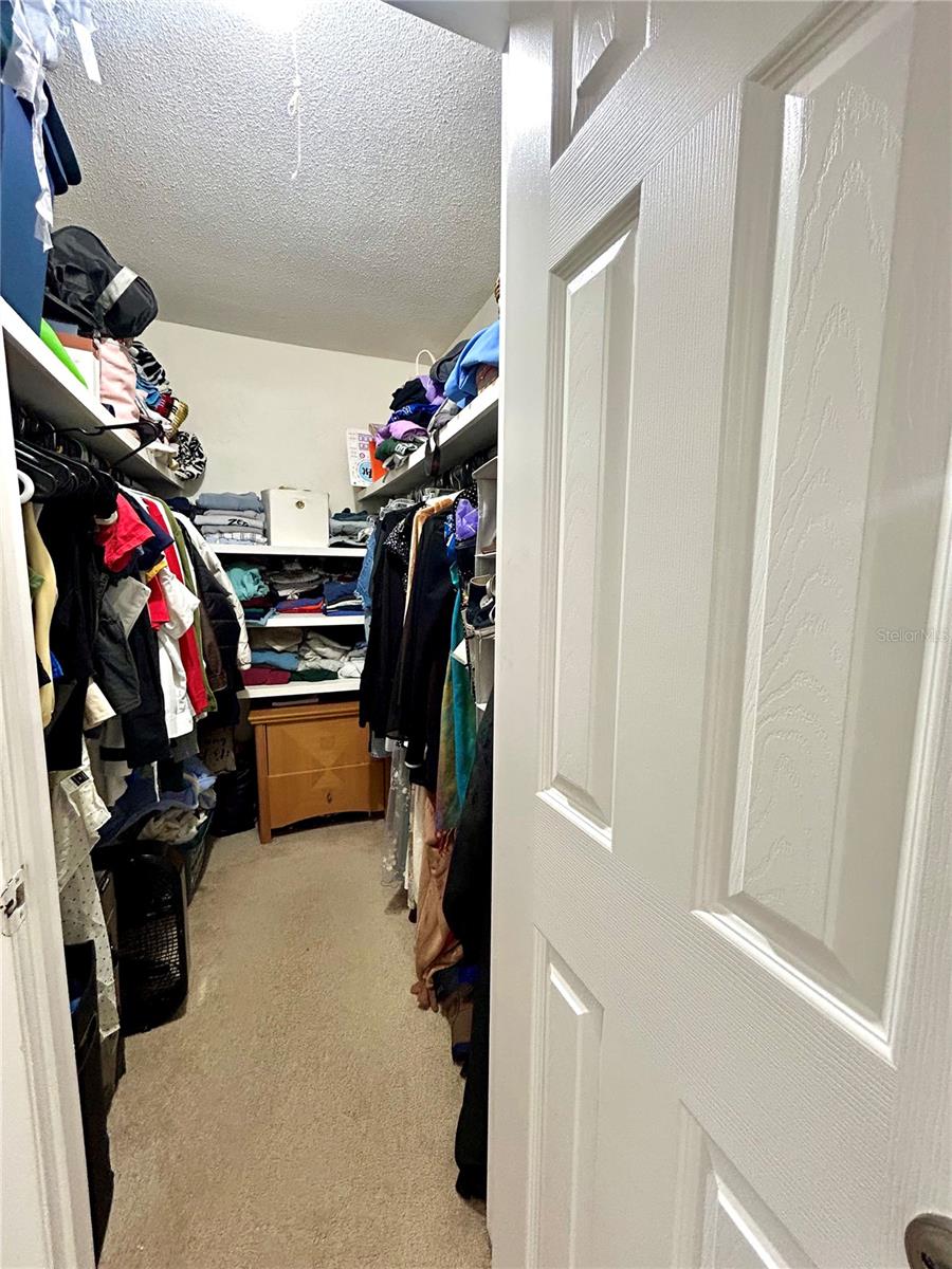 407 Nw 39th Rd #407c Property Photo 11