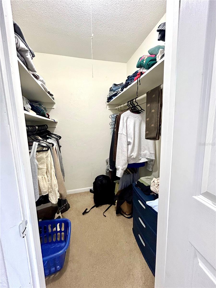 407 Nw 39th Rd #407c Property Photo 15