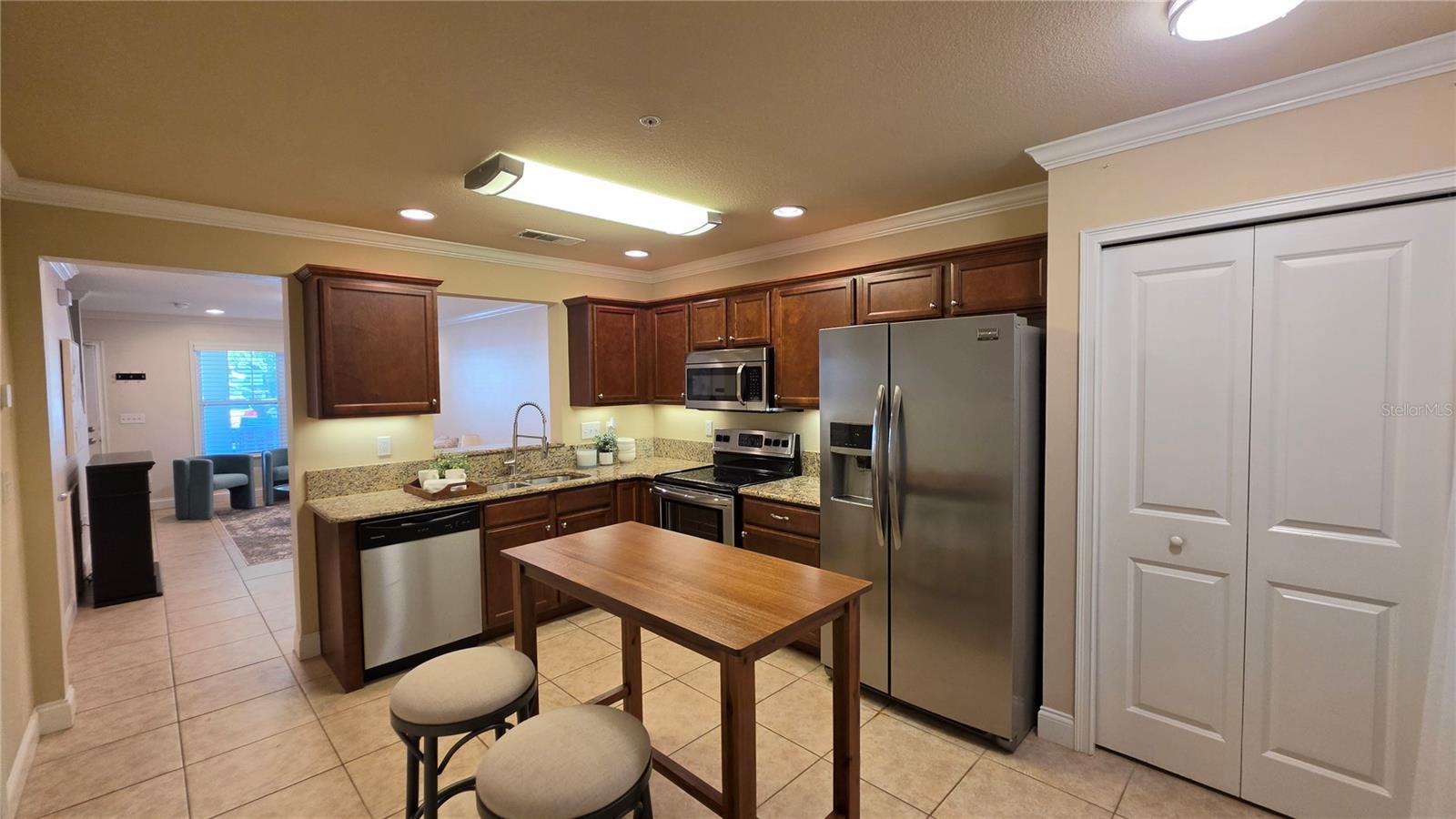 4639 Sw 48th Dr #151 Property Photo 4