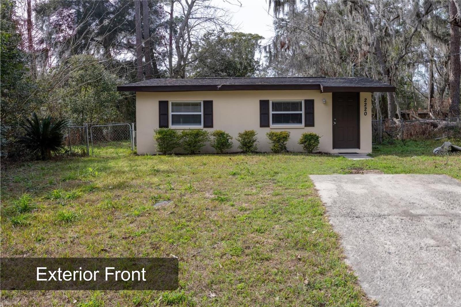 2220 Se 46th Ter Property Photo 1