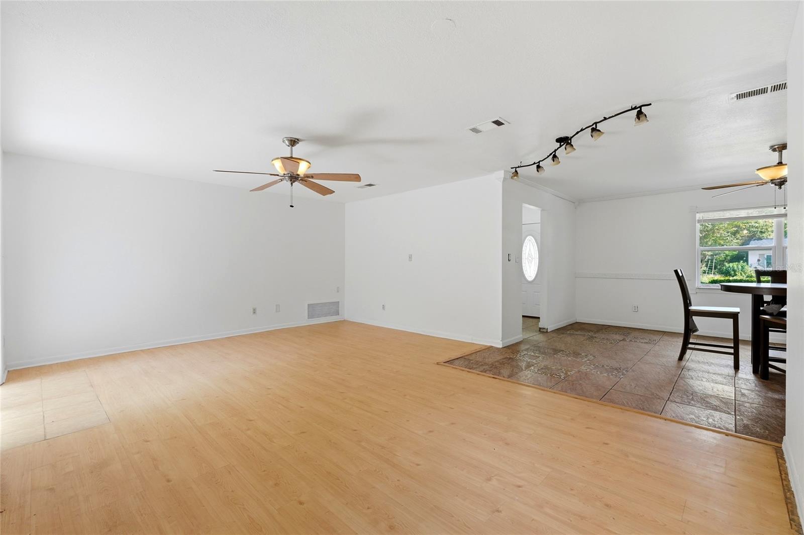 3145 Nw 48th Pl Property Photo 10