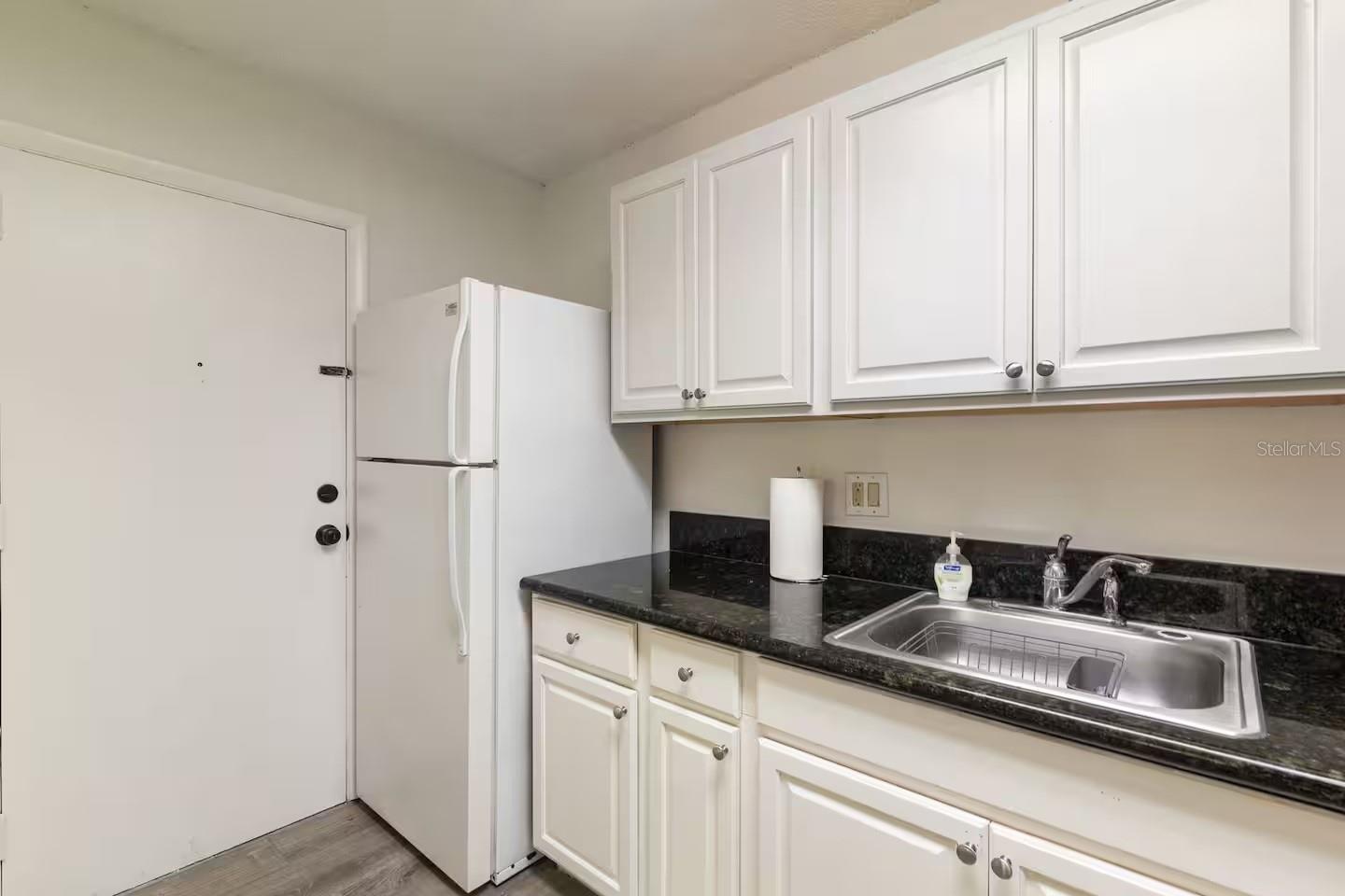 1700 Sw 16th Ct #k24 Property Photo 7