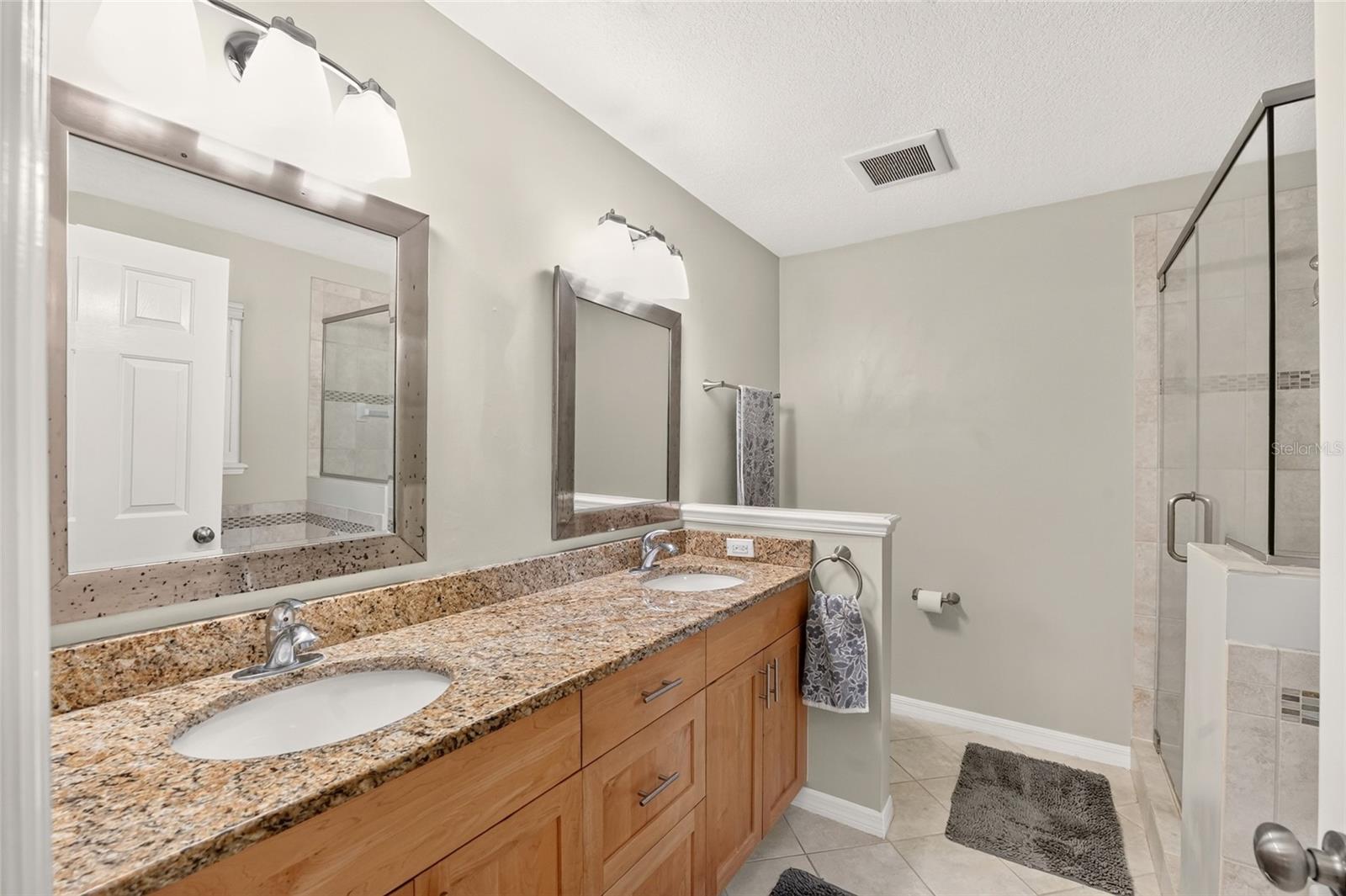 6909 Sw 80th Dr Property Photo 20