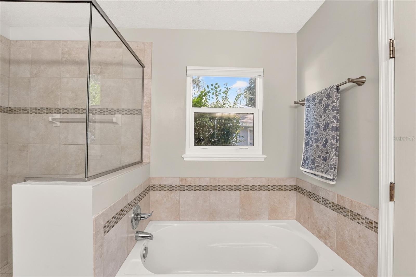 6909 Sw 80th Dr Property Photo 22