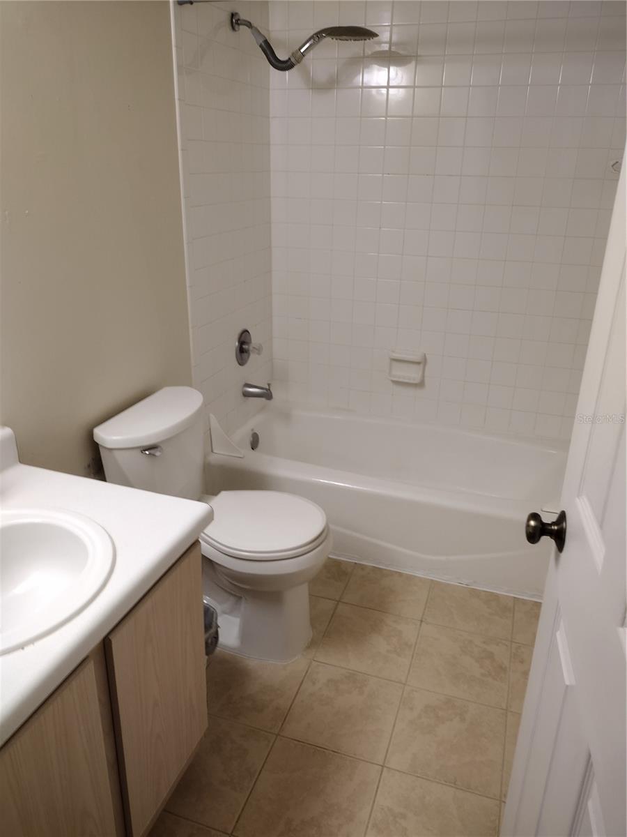 2360 Sw Archer Rd #510 Property Photo 15