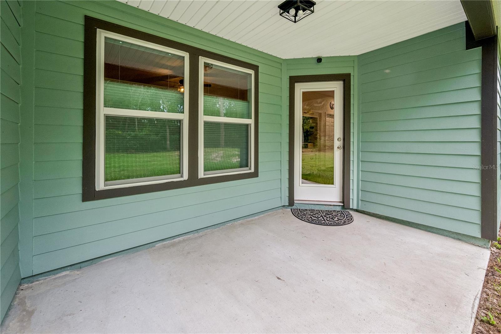 111 Breezeway Ave Property Photo 7