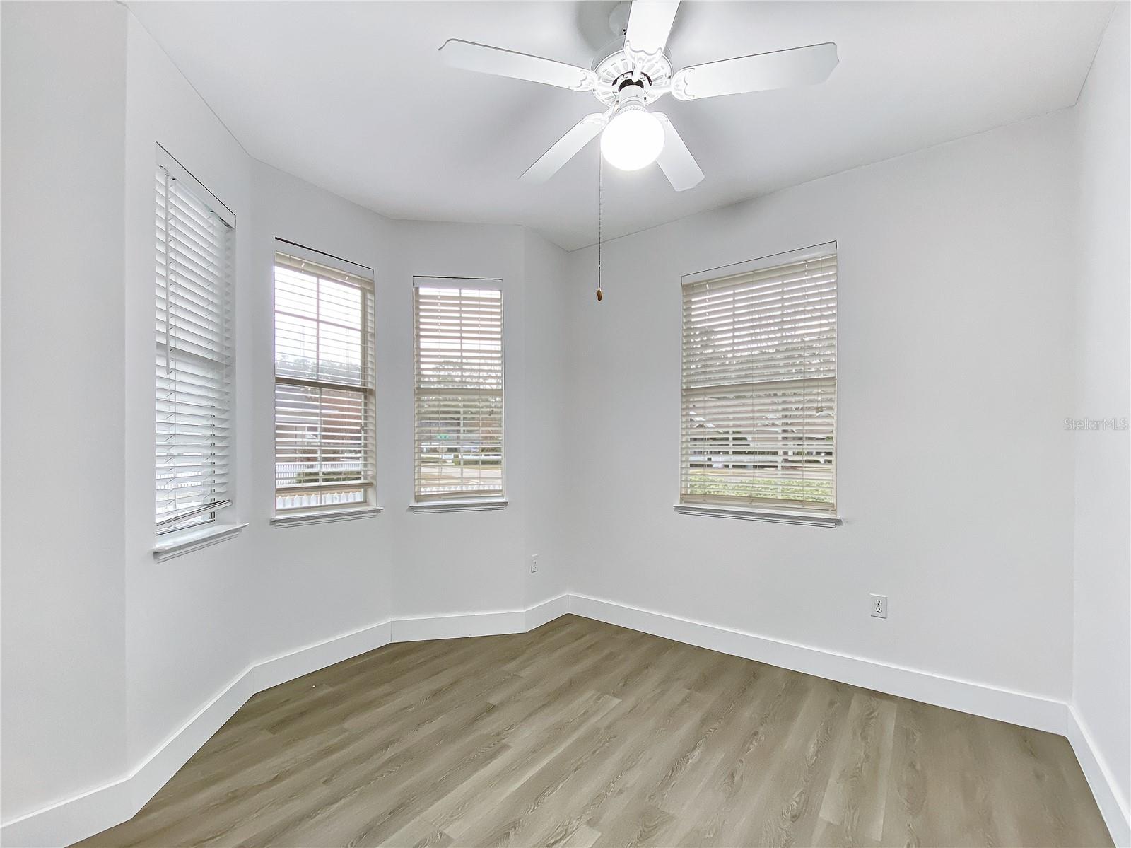 10301 Sw 52nd Ave Property Photo 16