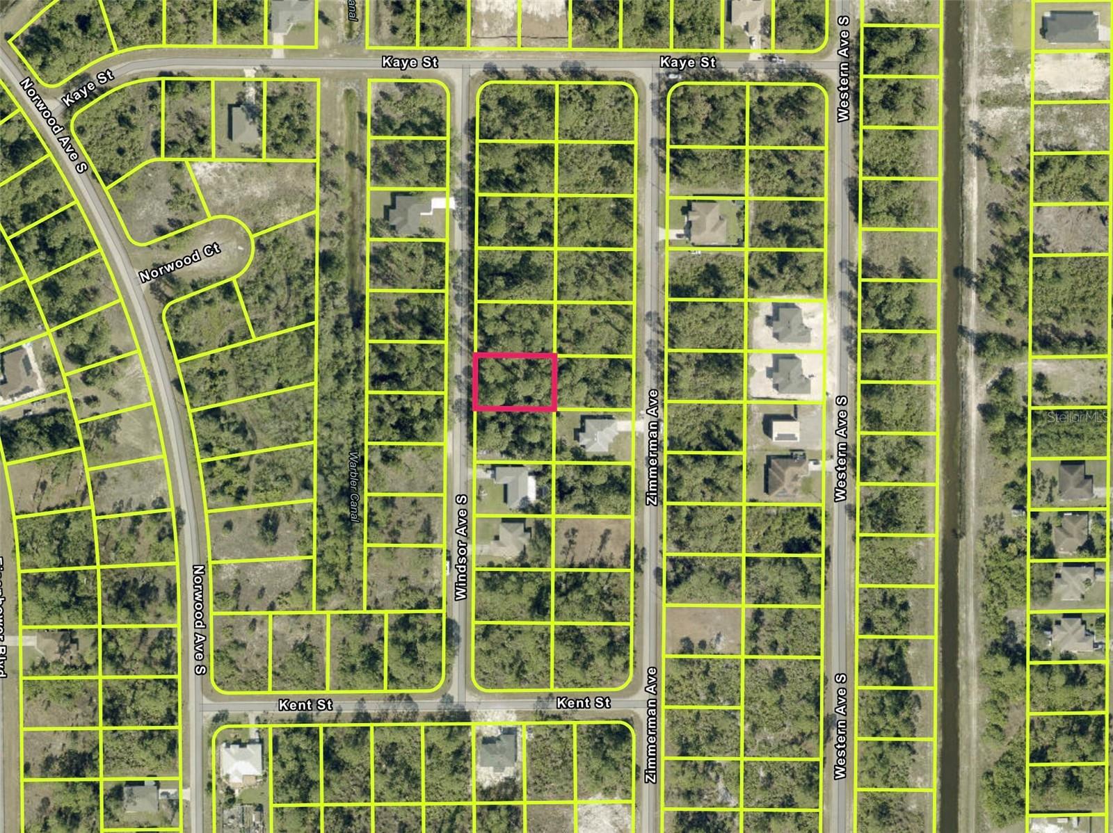 451 WINDSOR AVE S Property Photo 1