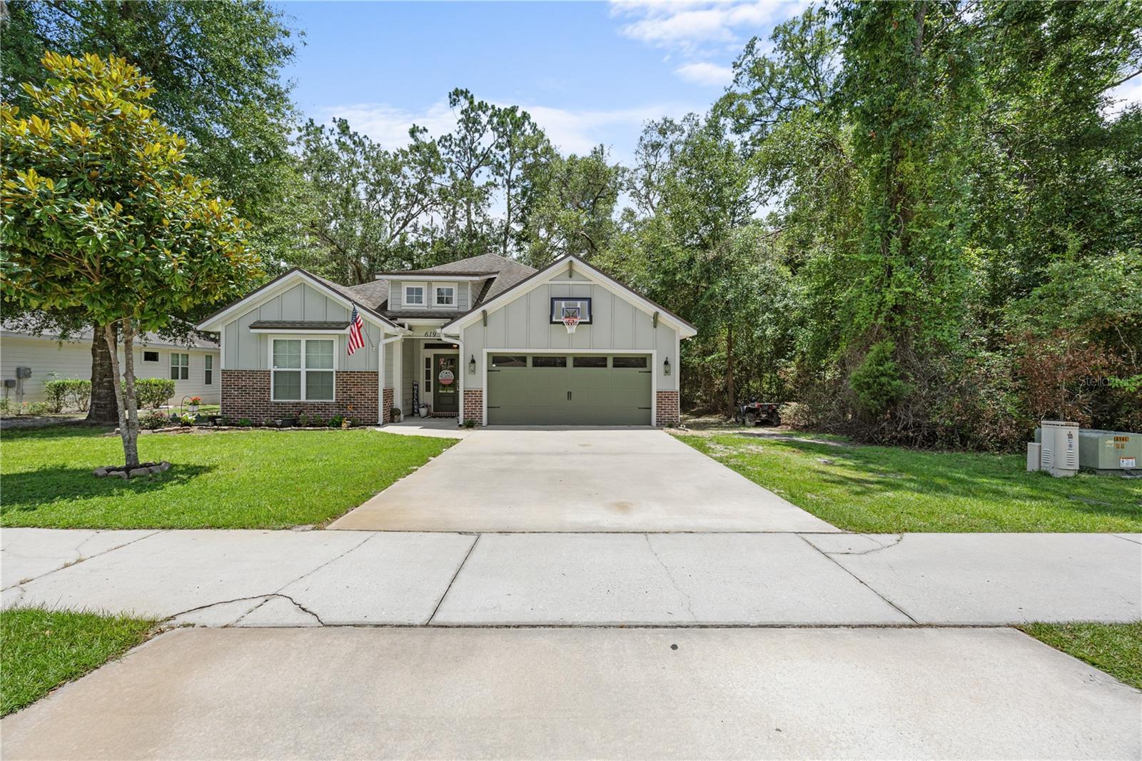619 Sw Bellflower Property Photo 47