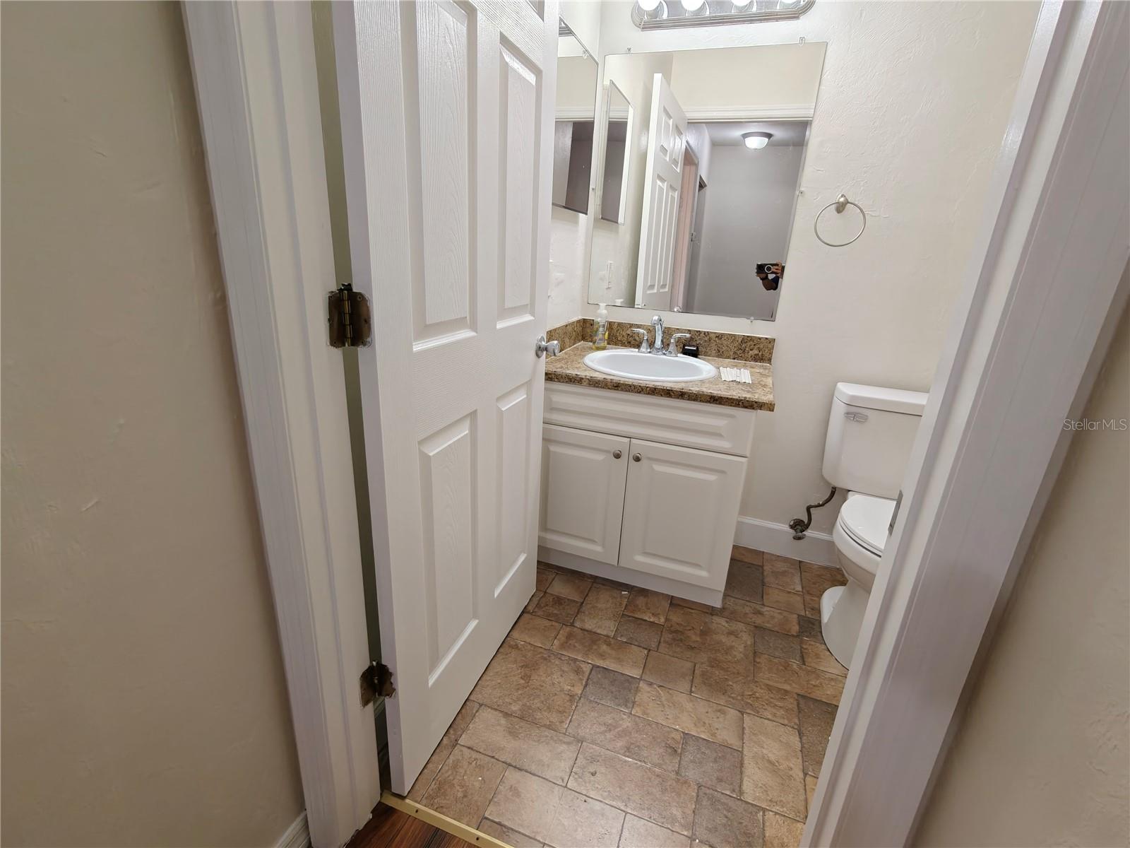 620 Sw 10th Lane #4 Property Photo 24