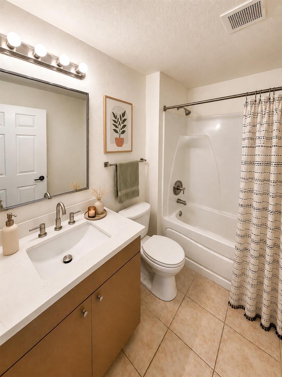 835 Sw 9th St #210 Property Photo 15