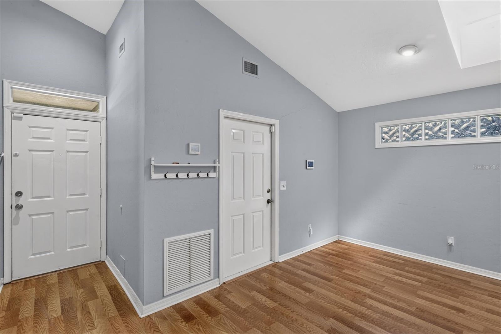 2115 Sw 72nd St Property Photo 5