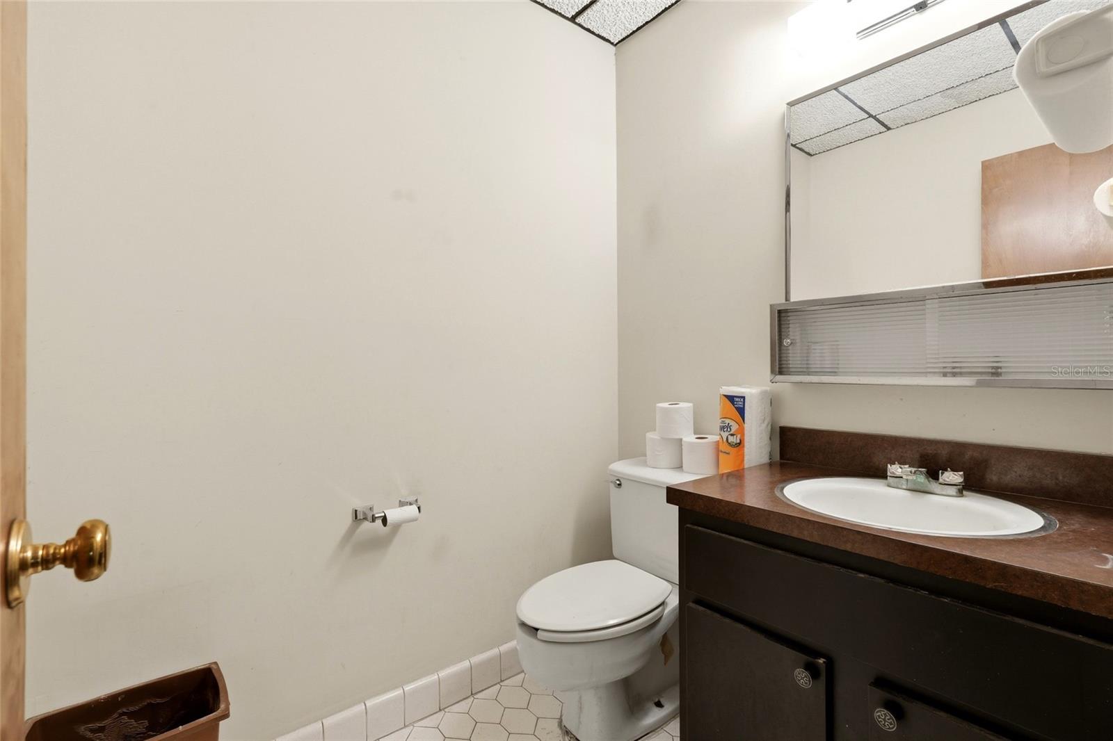 711 Nw 23rd Ave #3 Property Photo 17