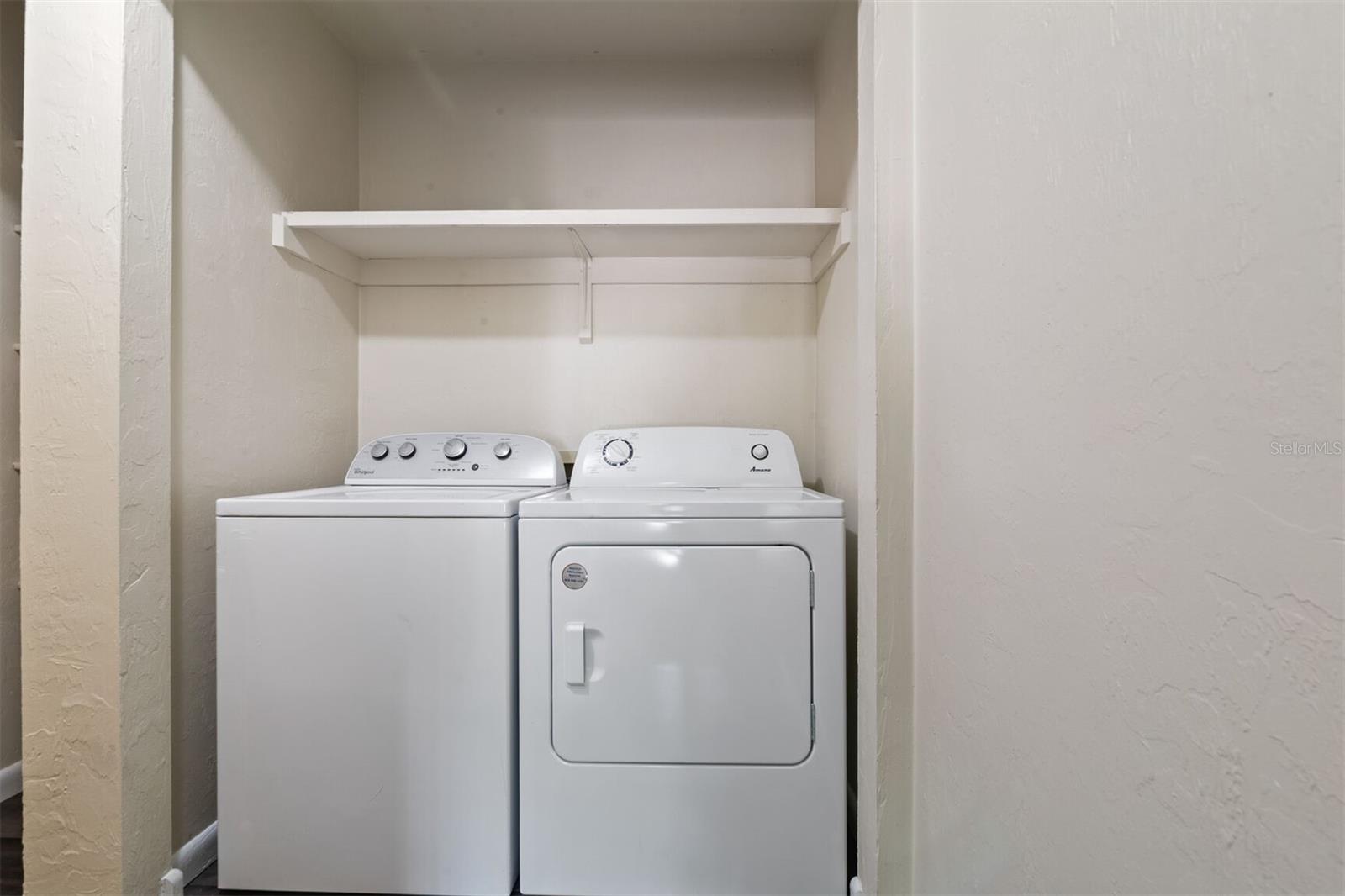 2635 Sw 35th Pl #301 Property Photo 16