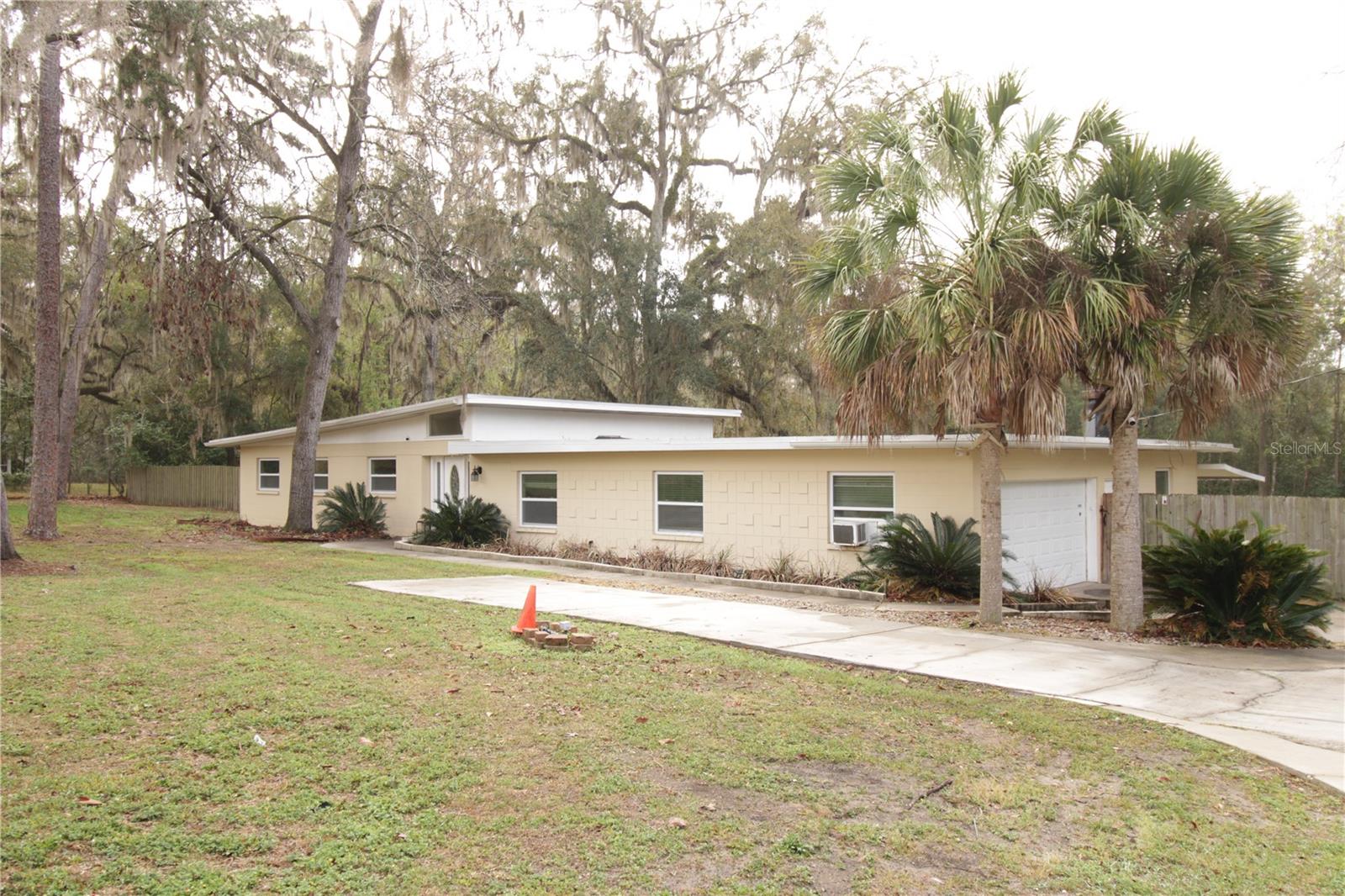 10907 Sw 24th Ave Property Photo 1