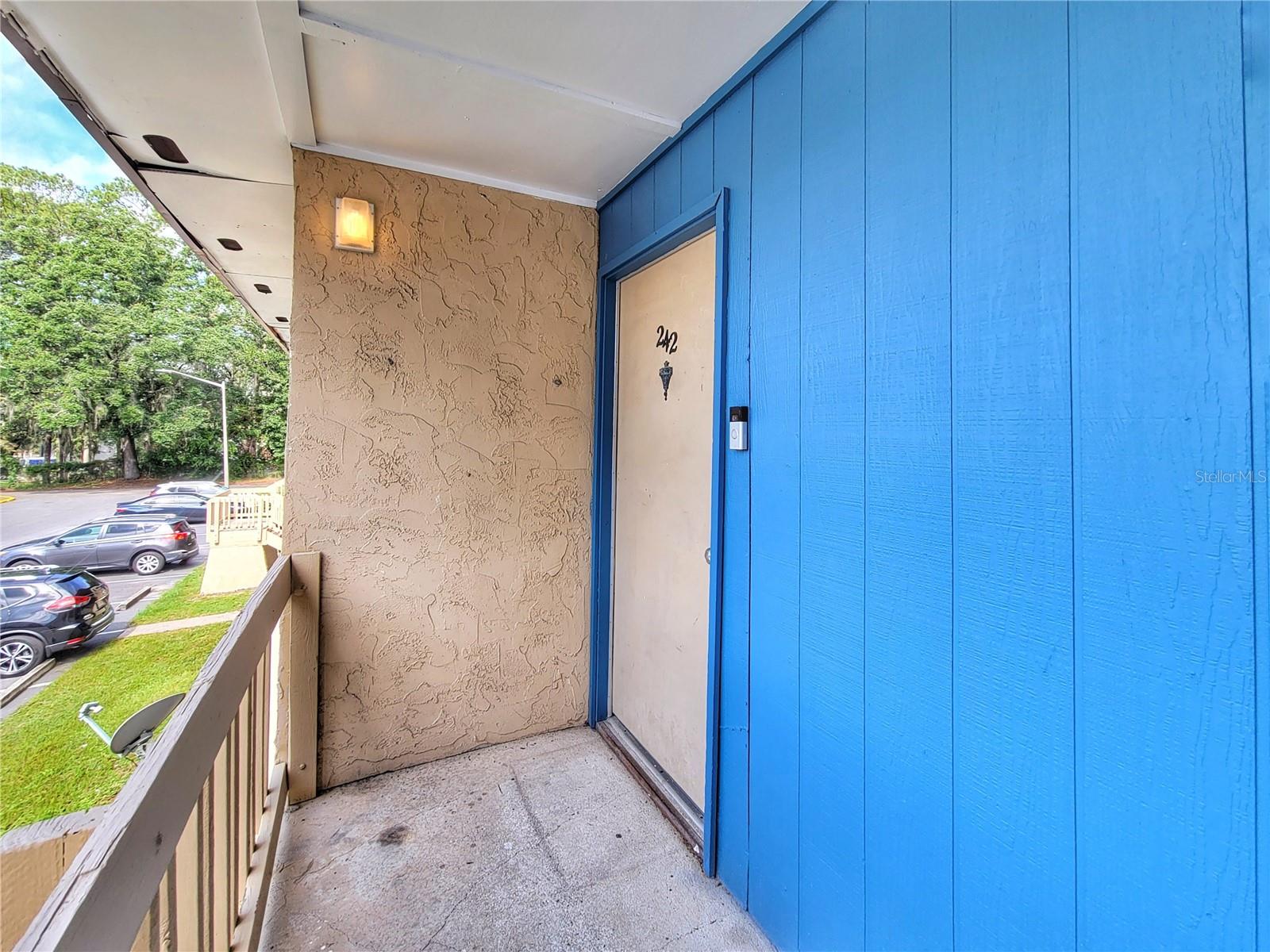 2811 Sw Archer Rd #z242 Property Photo 2