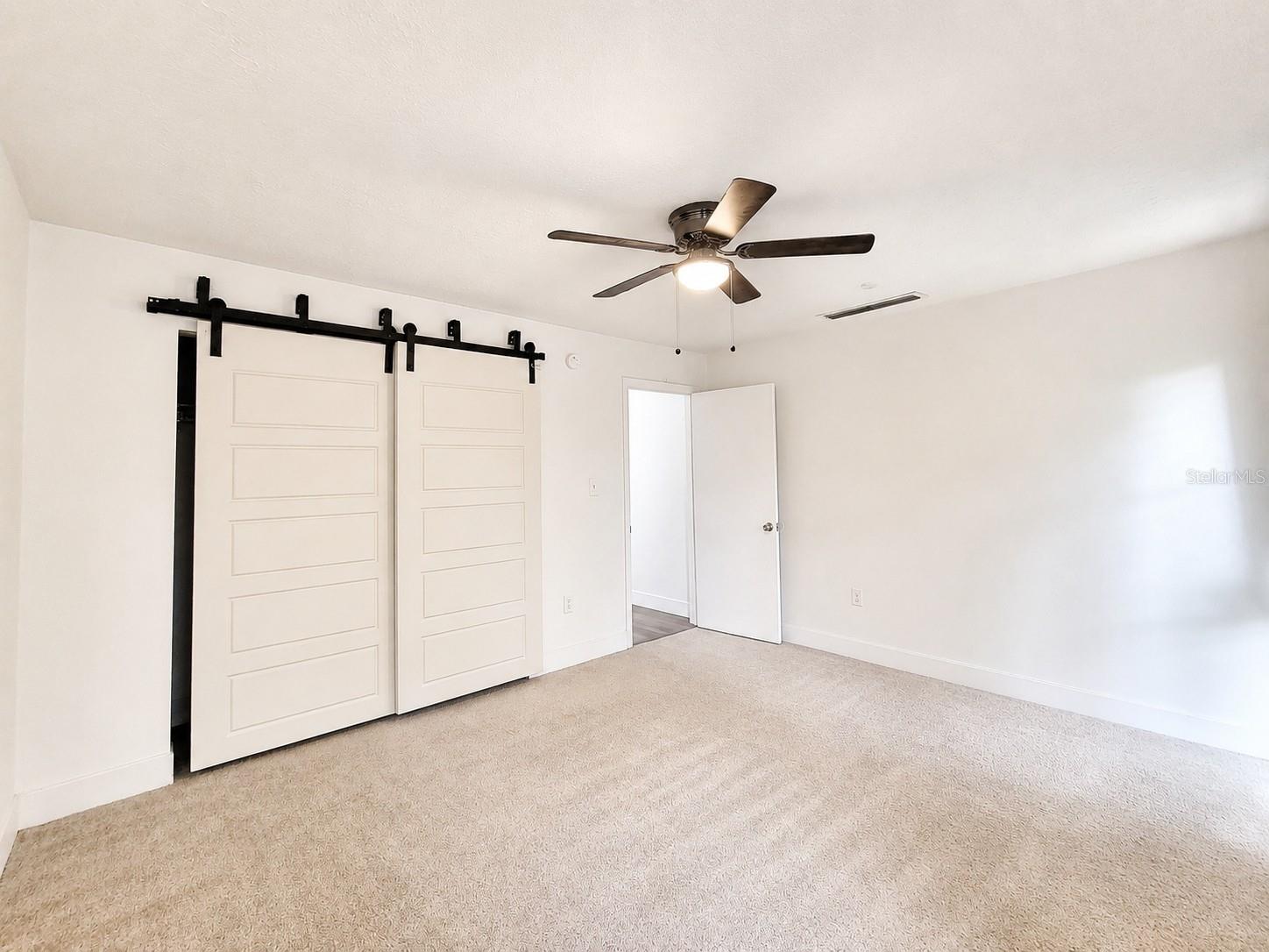 2811 Sw Archer Rd #z242 Property Photo 16