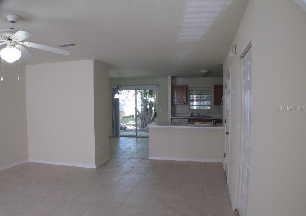 5205 Sw 97th Dr Property Photo 2