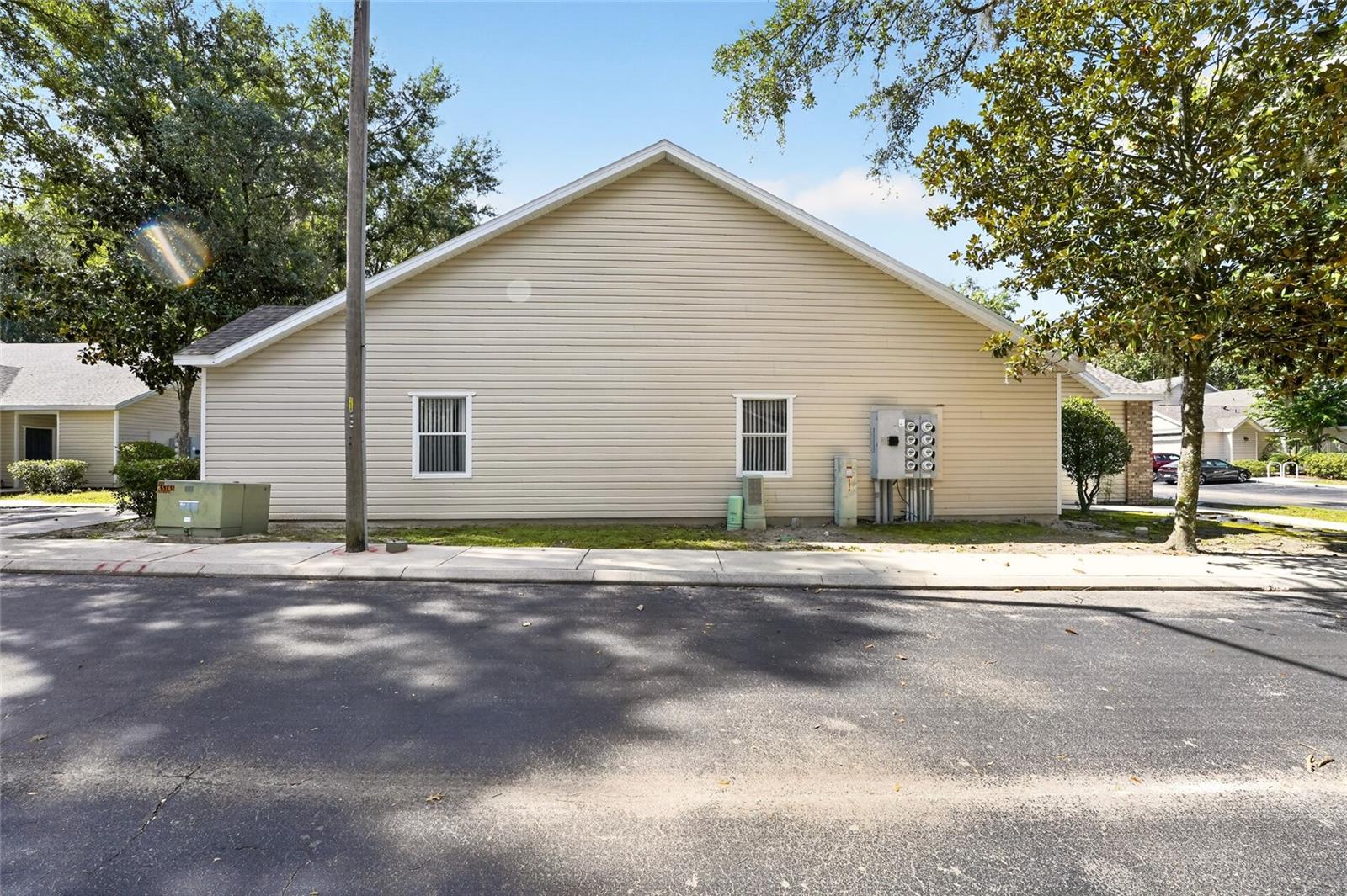 4700 Sw Archer Rd #127 Property Photo 40