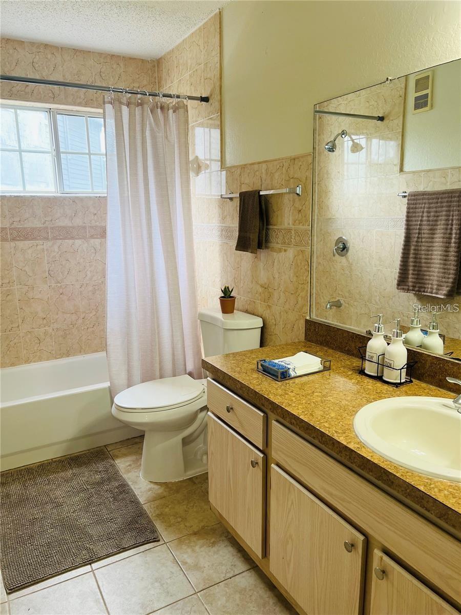 3705 Sw 27th St #1011 Property Photo 10