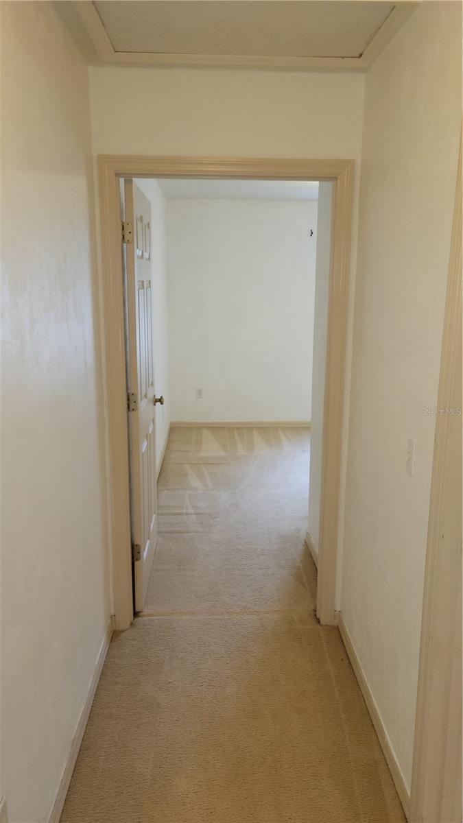 1517 Ne 40th Pl Property Photo 14