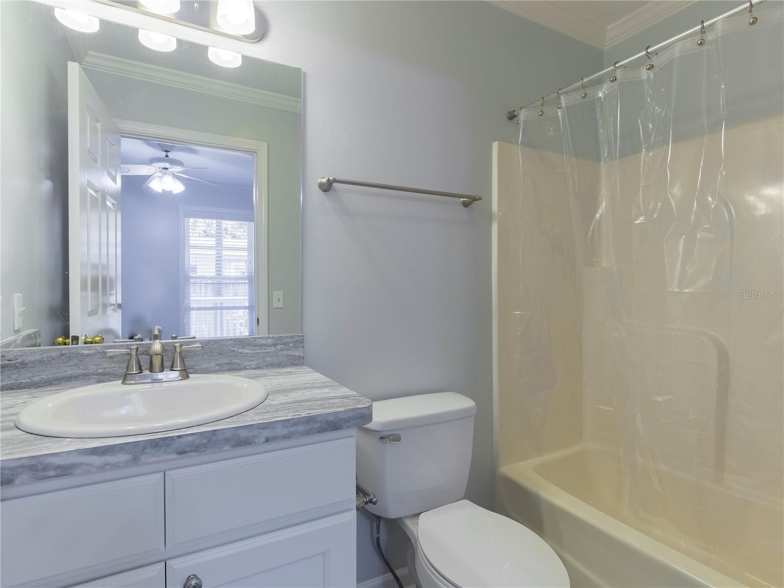 2905 Sw Archer Rd #4001 Property Photo 10