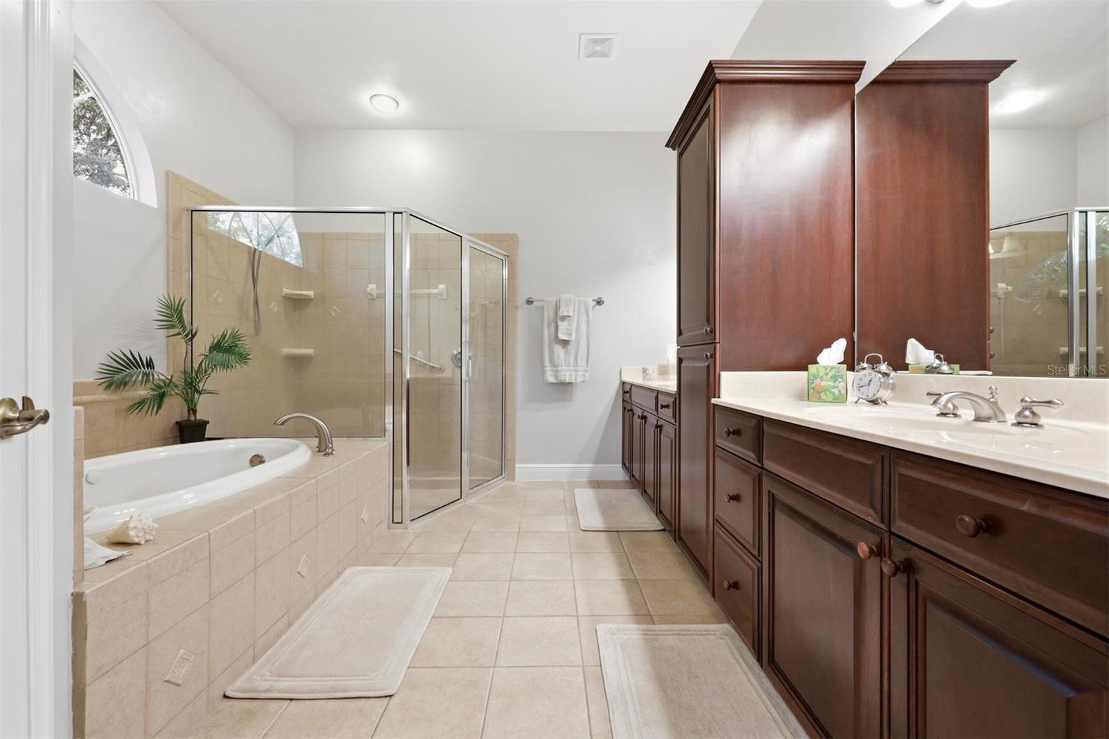 1375 Sw 90th St Property Photo 35