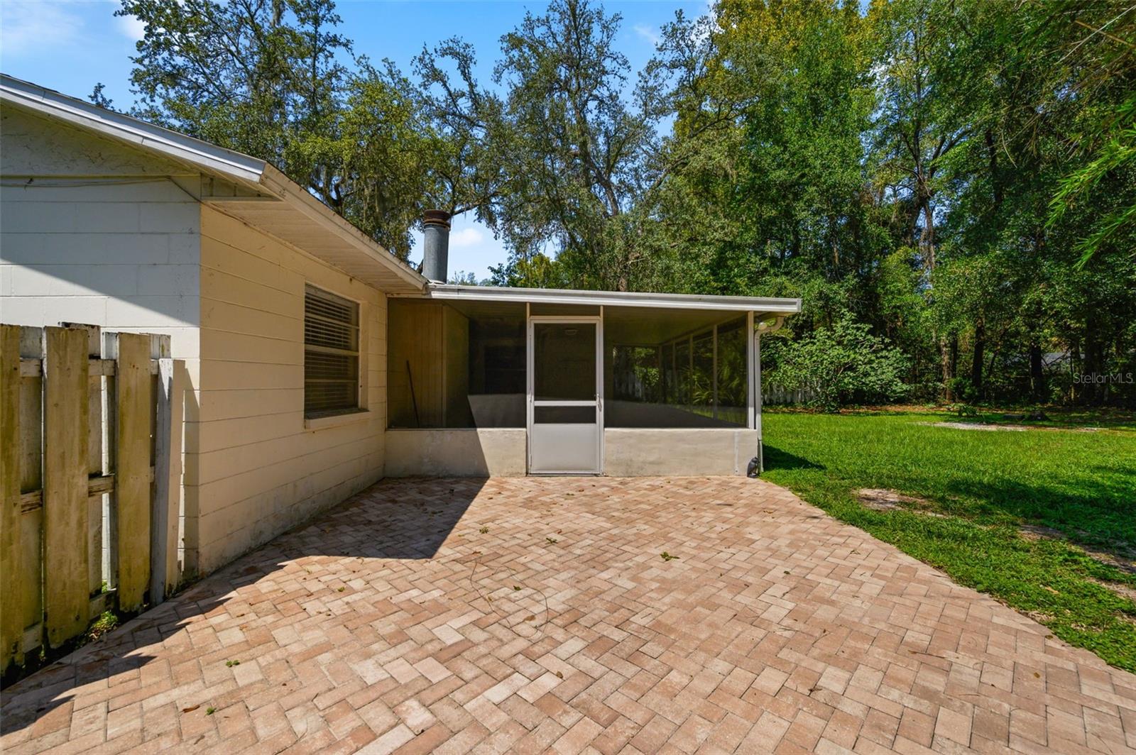 8114 Sw 12th Pl Property Photo 41