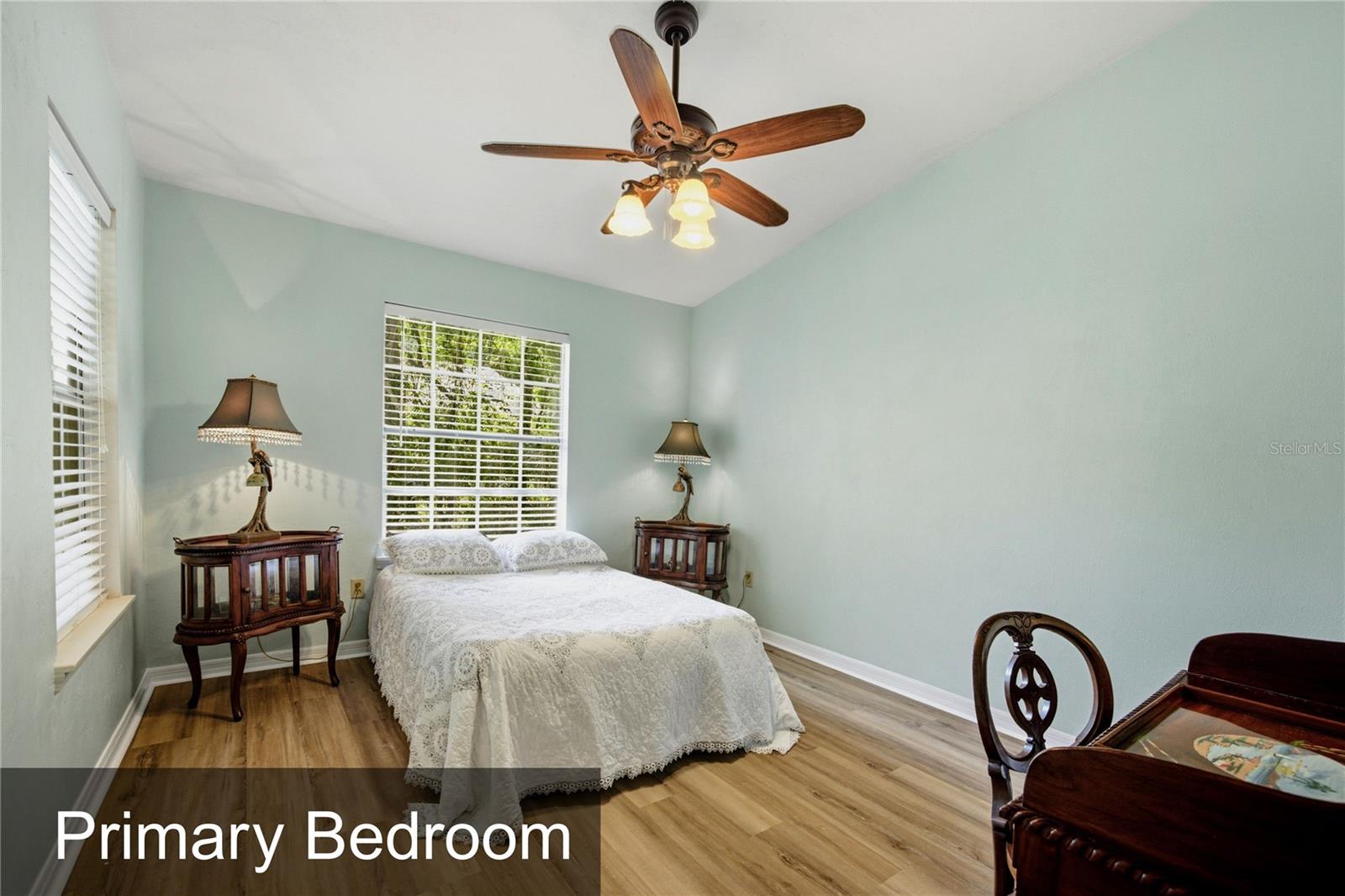 418 Nw 48th Blvd #610 Property Photo 14
