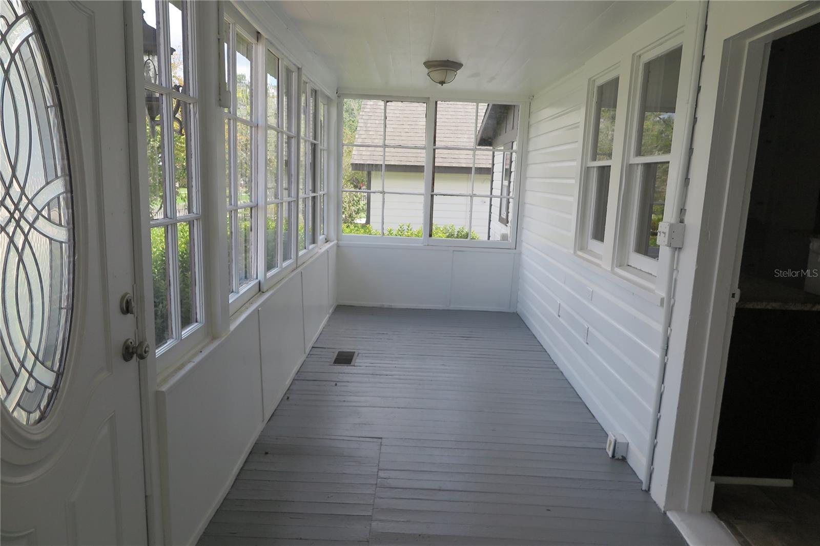 105 Se 1st Ave Property Photo 32