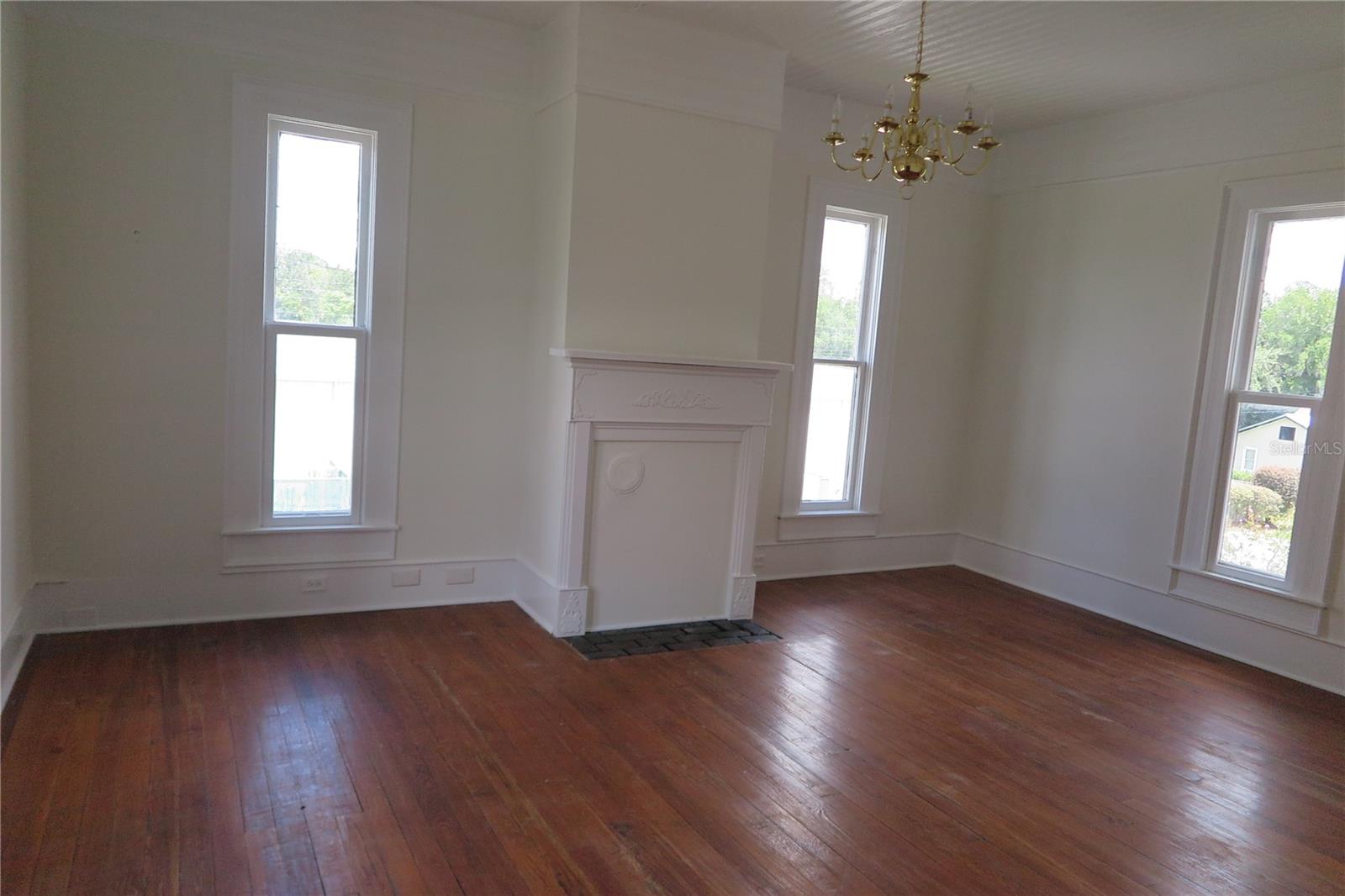 105 Se 1st Ave Property Photo 46
