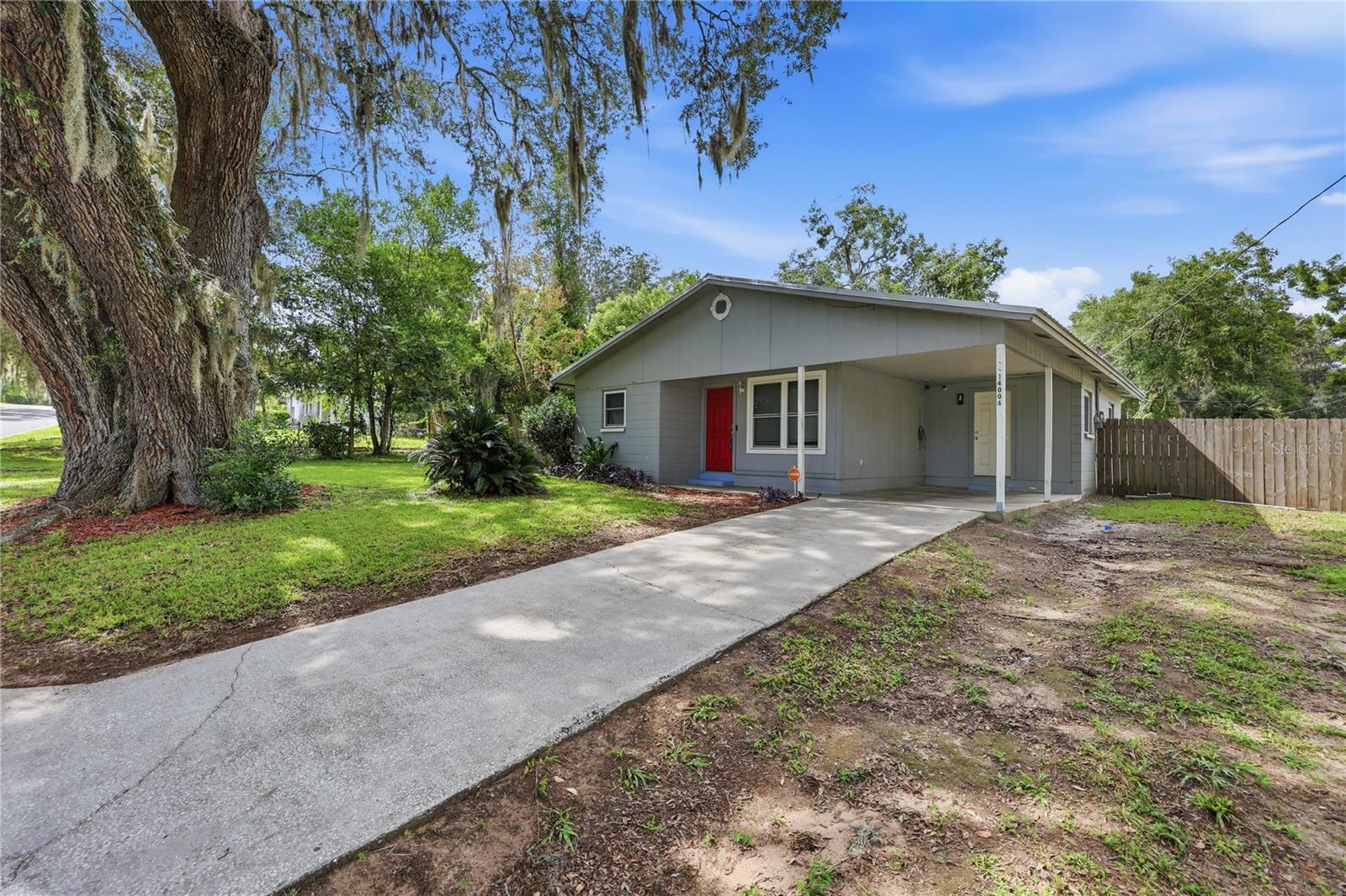 14004 Nw 158th Ave Property Photo 2