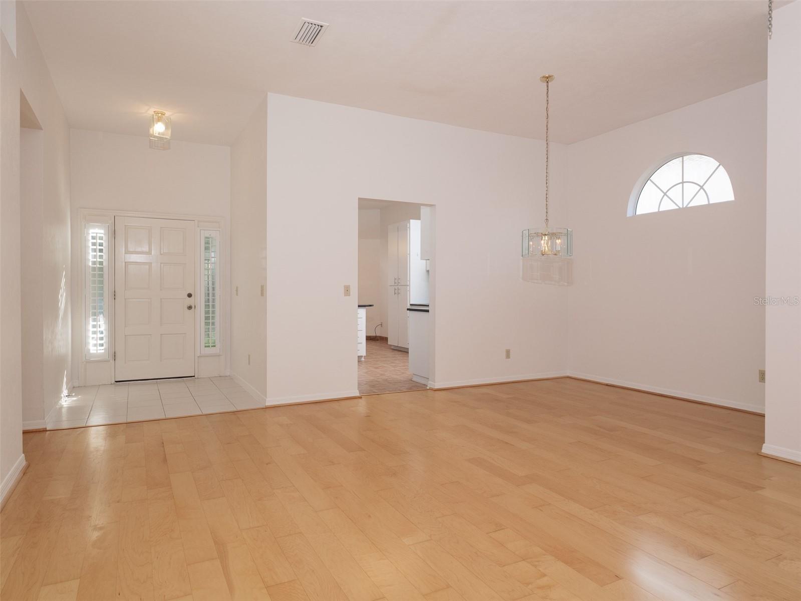 6040 Nw 36th Ter Property Photo 12