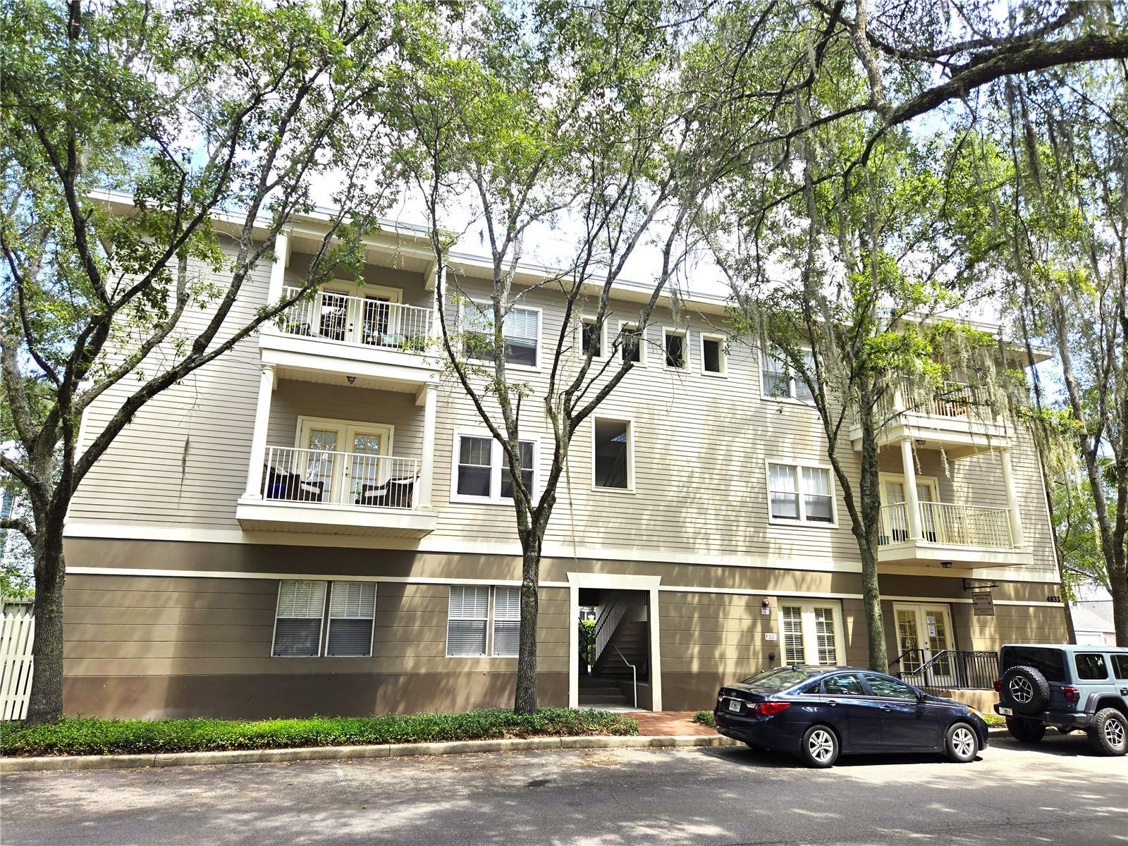 4833 Sw 91st Ter #o 101 Property Photo 1