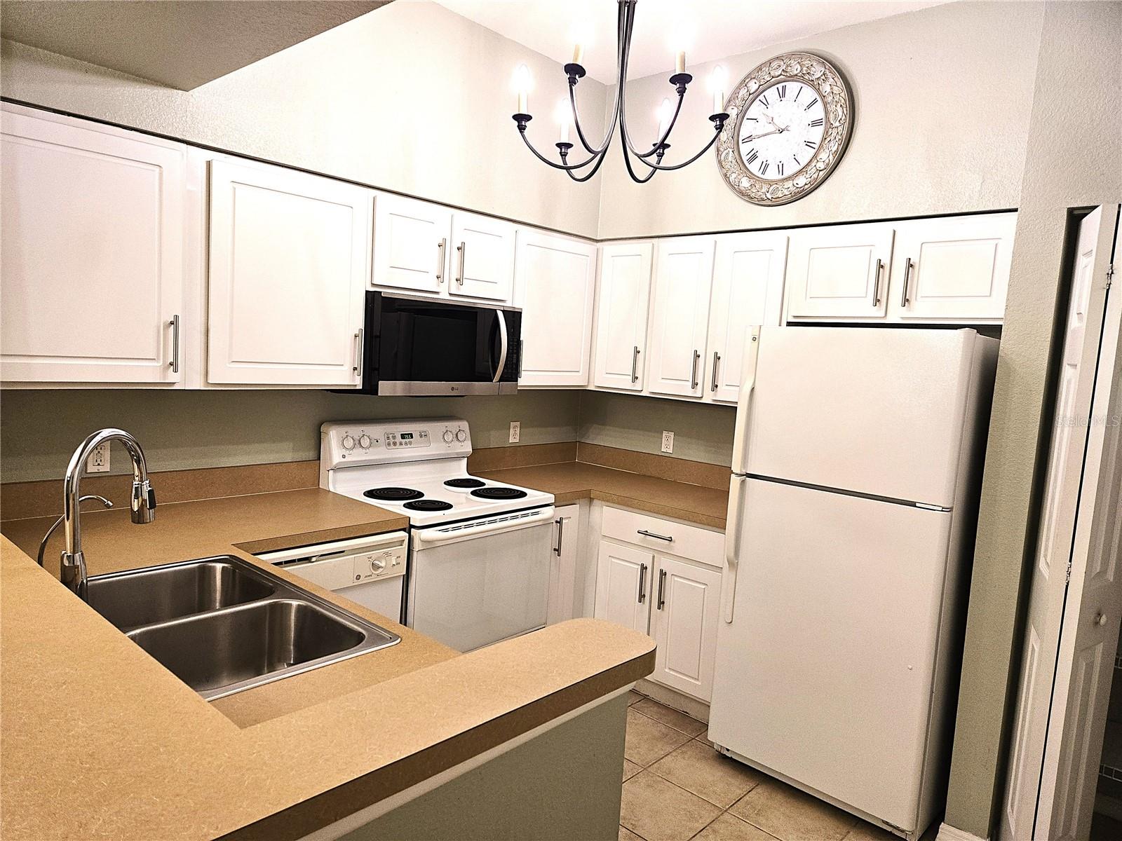 4833 Sw 91st Ter #o 101 Property Photo 8