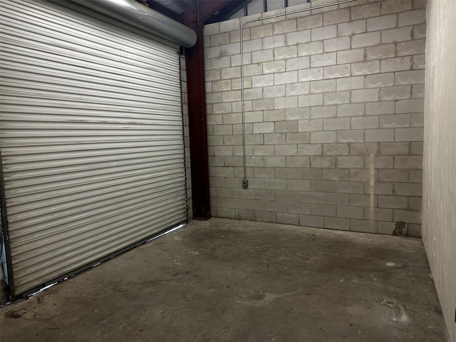 4585 Nw 6th St #d Property Photo 5