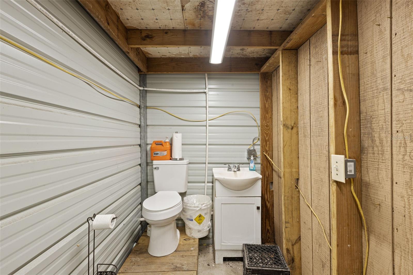 140 Sw Spaulding Ct Property Photo 41