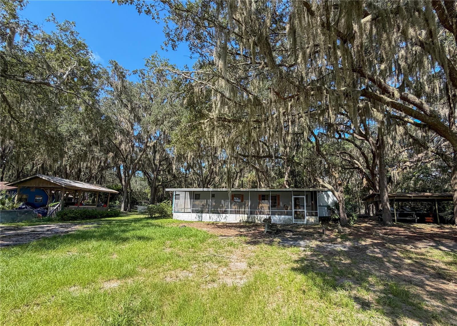 170 E Cowpen Lake Point Rd Property Photo 17