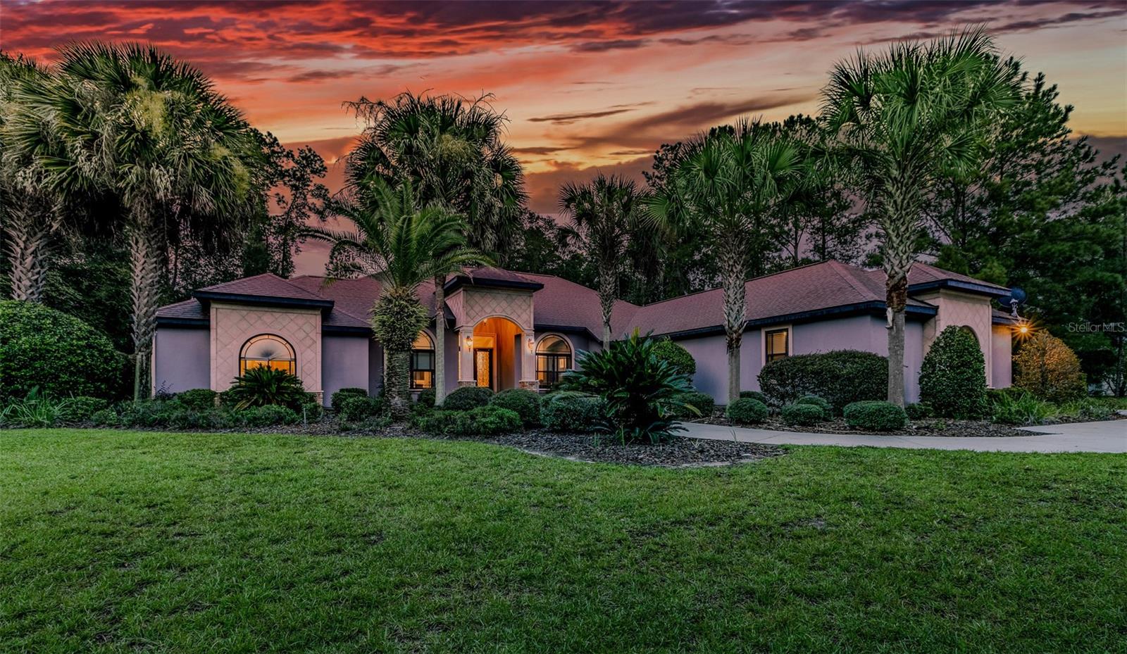 GC542777 Property Photo 1