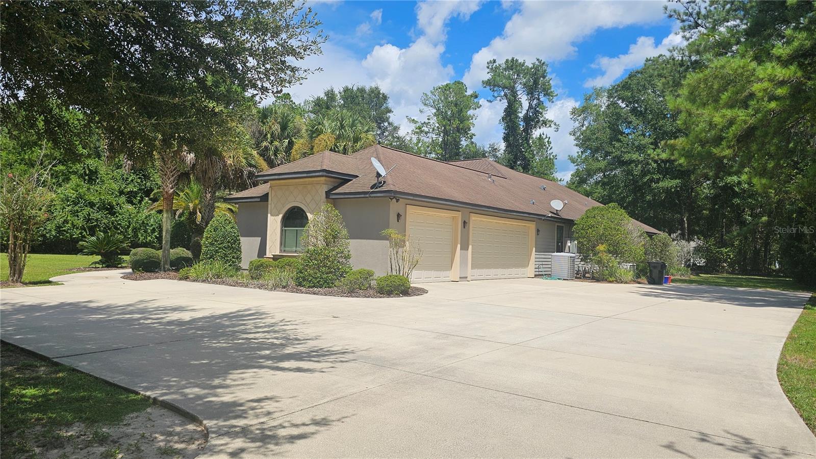 GC542777 Property Photo 6